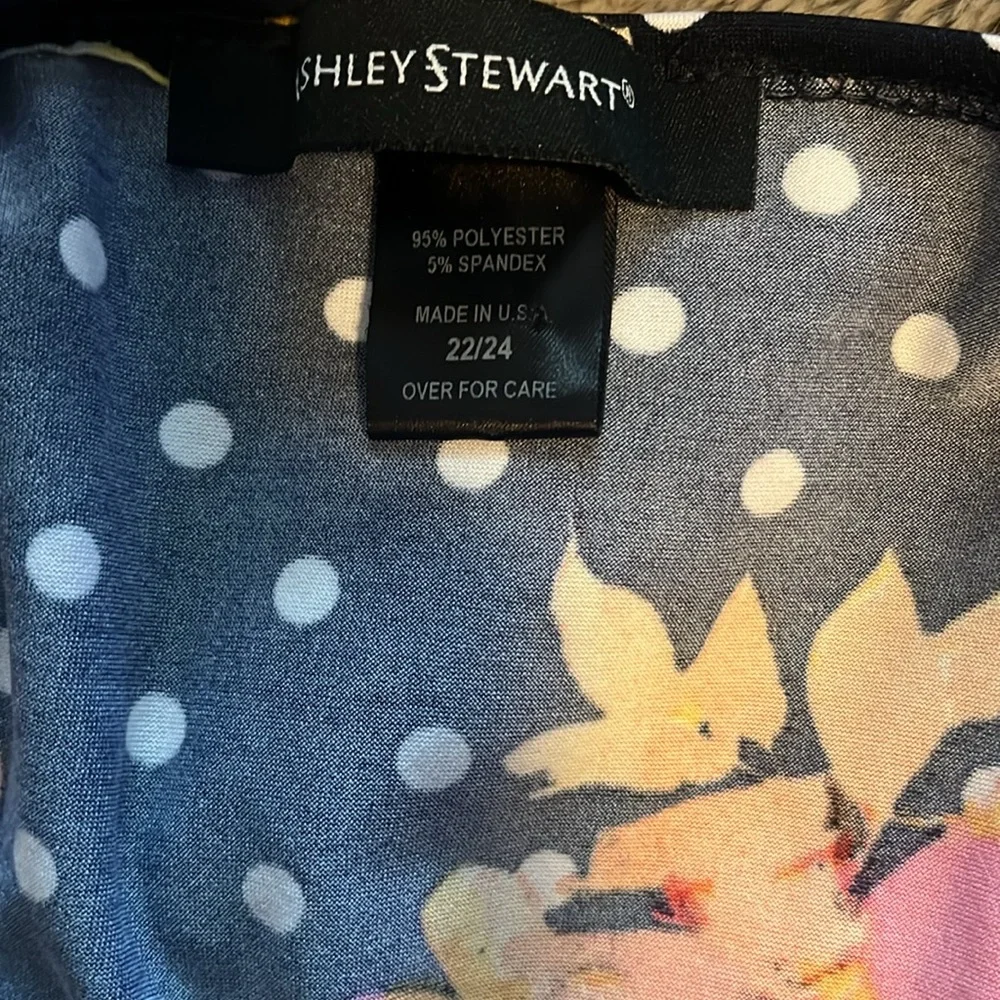 Polka Dot Wrap Top with flutter sleeves - Picture 10 of 10